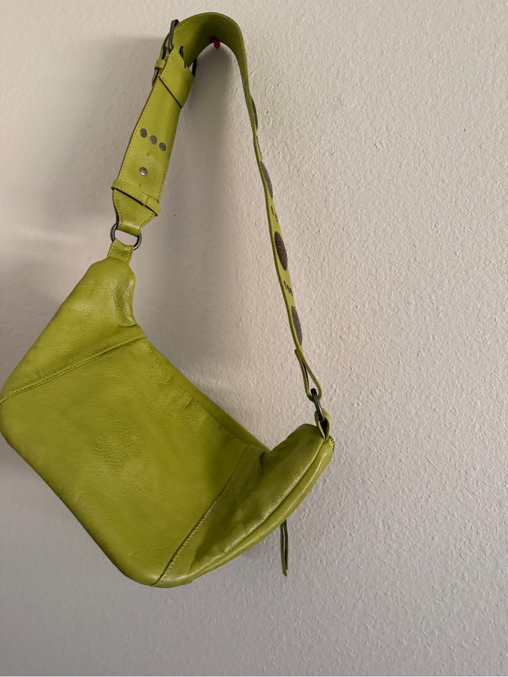 Free People Wilder Embellished Sling Bag Crossbody Leather Concho Strap Green - Picture 2 of 6